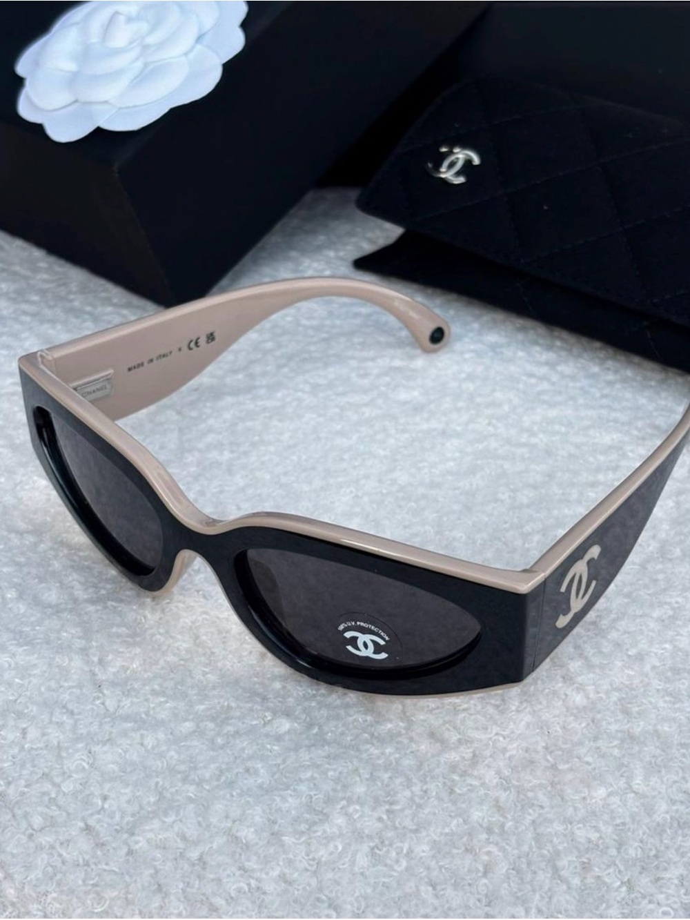 New Style Chanel Two-Tone Black & Beige Cateye Sunglasses